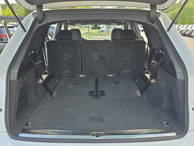 2025 Audi Q7 Premium