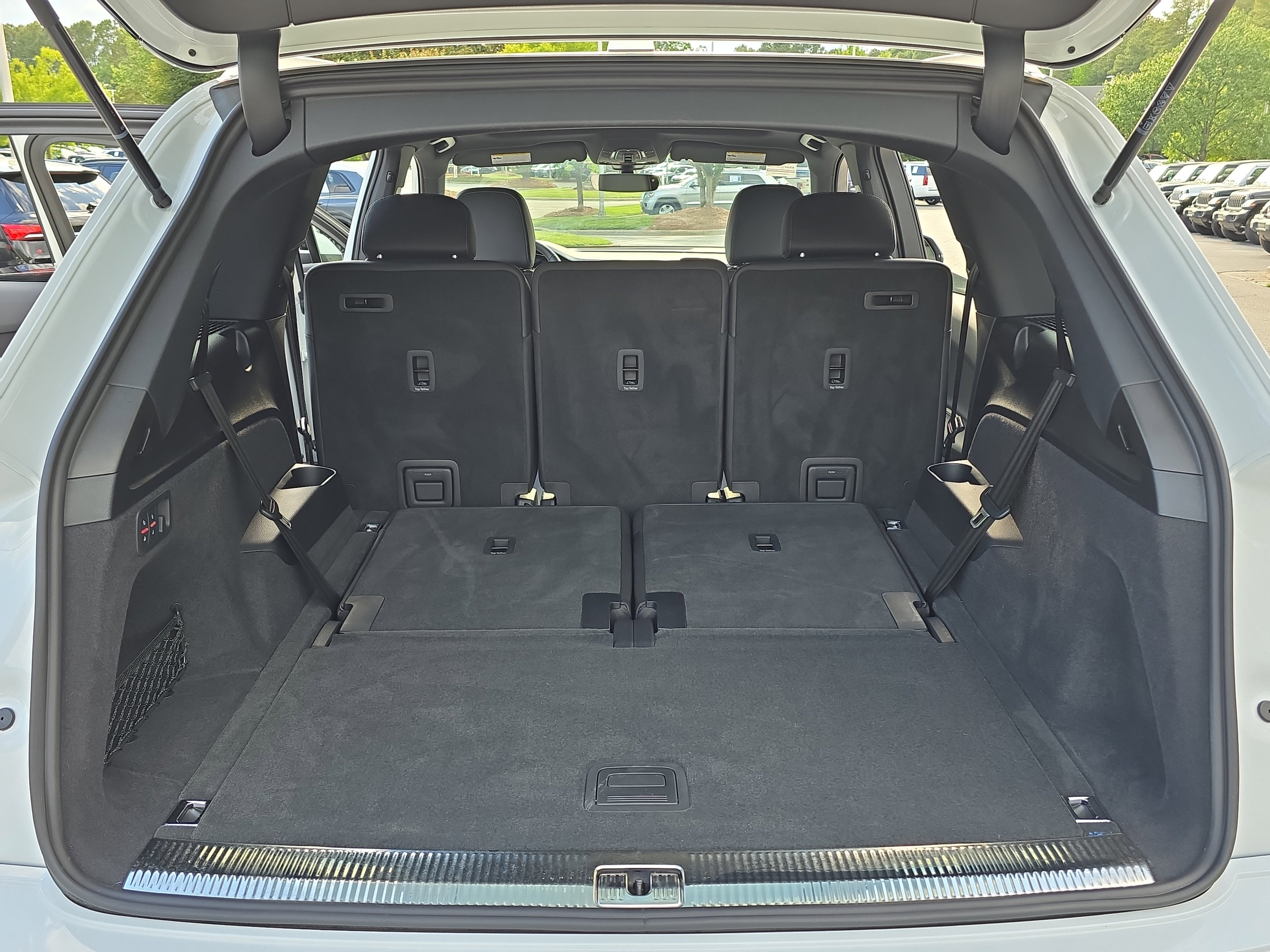 2025 Audi Q7 Premium