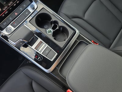 2025 Audi Q7 Premium