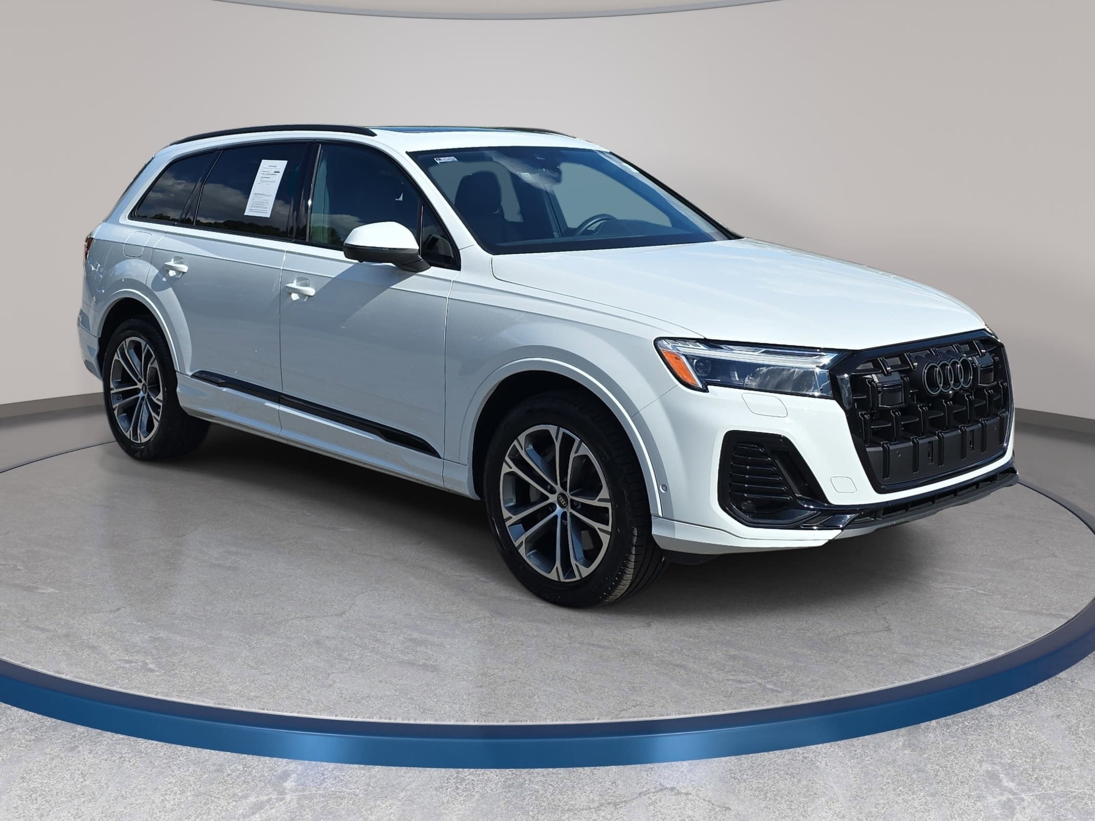 2025 Audi Q7 Premium