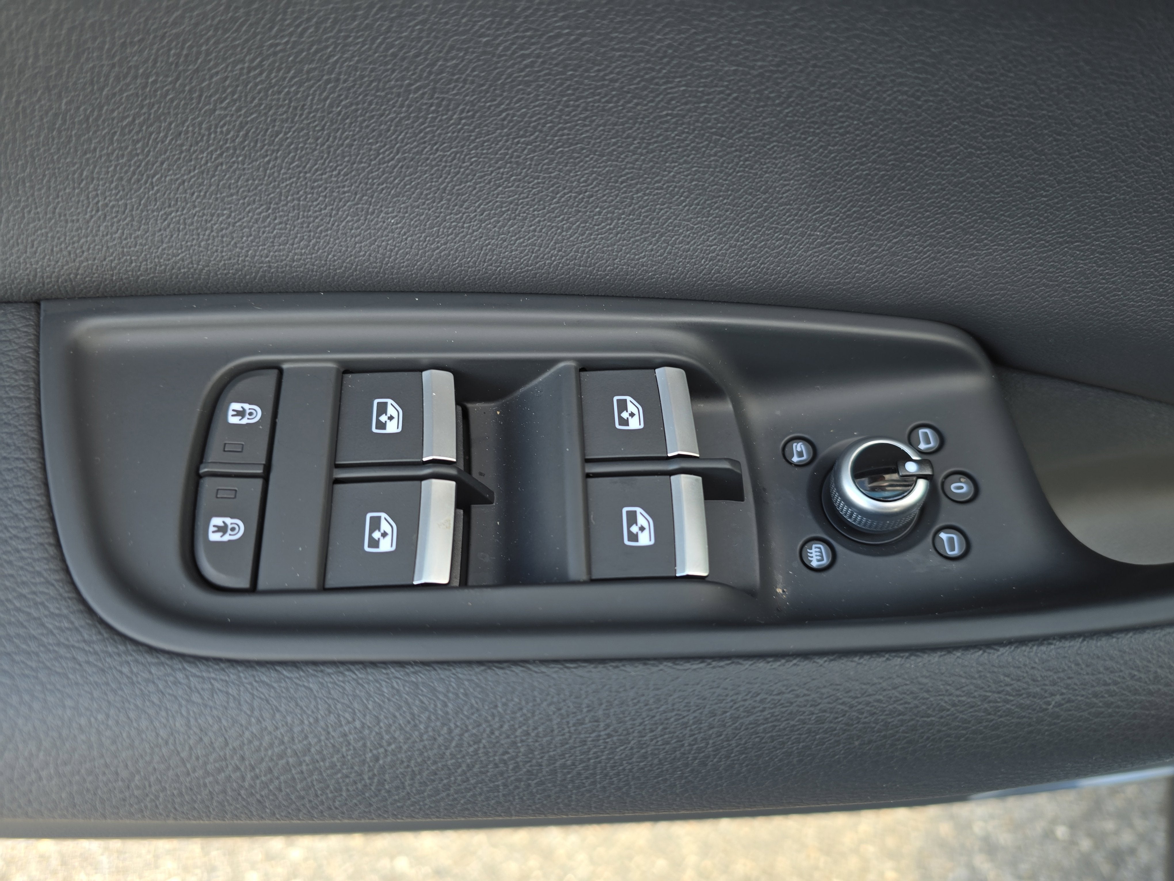 2025 Audi Q7 Premium