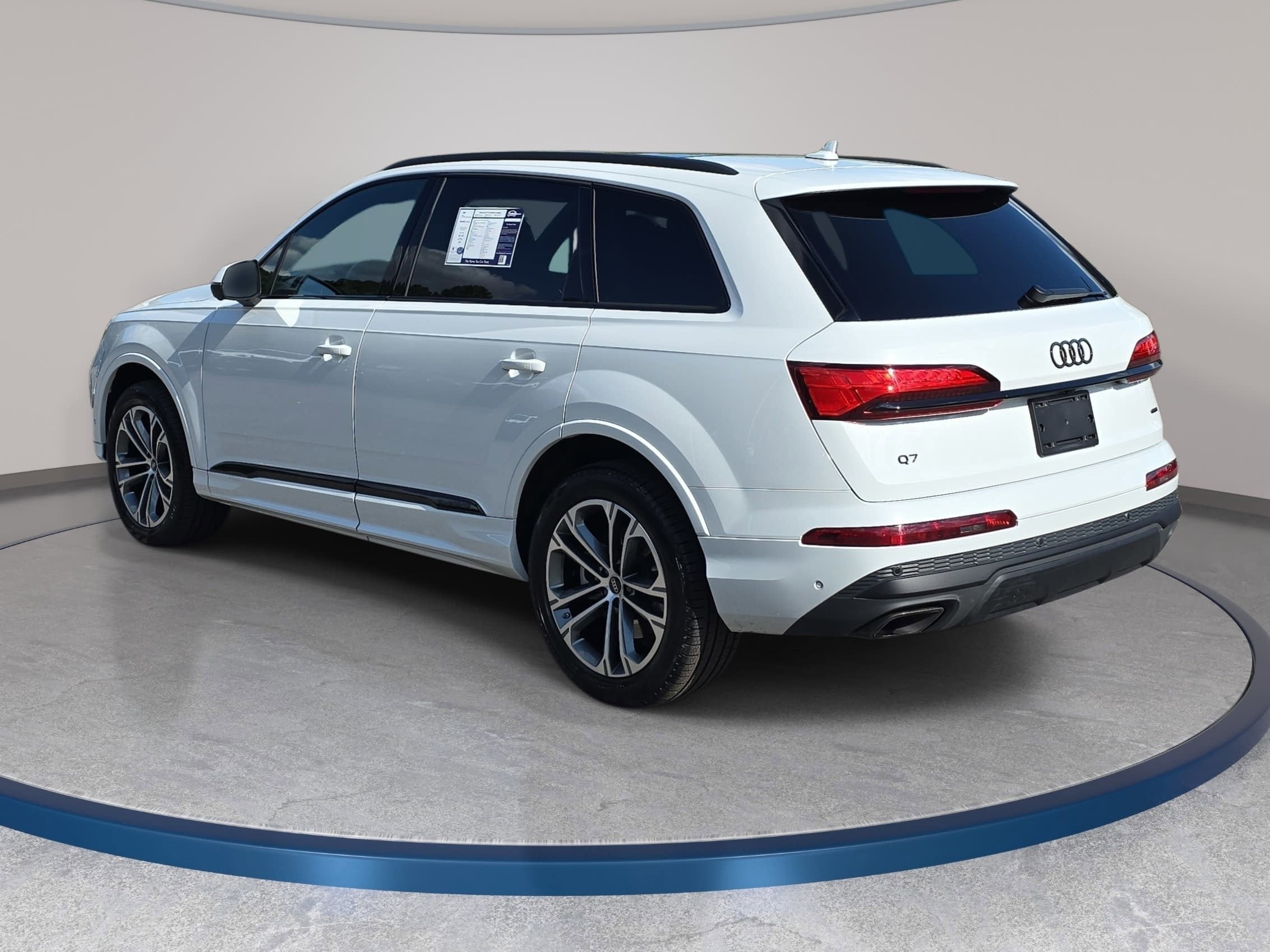 2025 Audi Q7 Premium