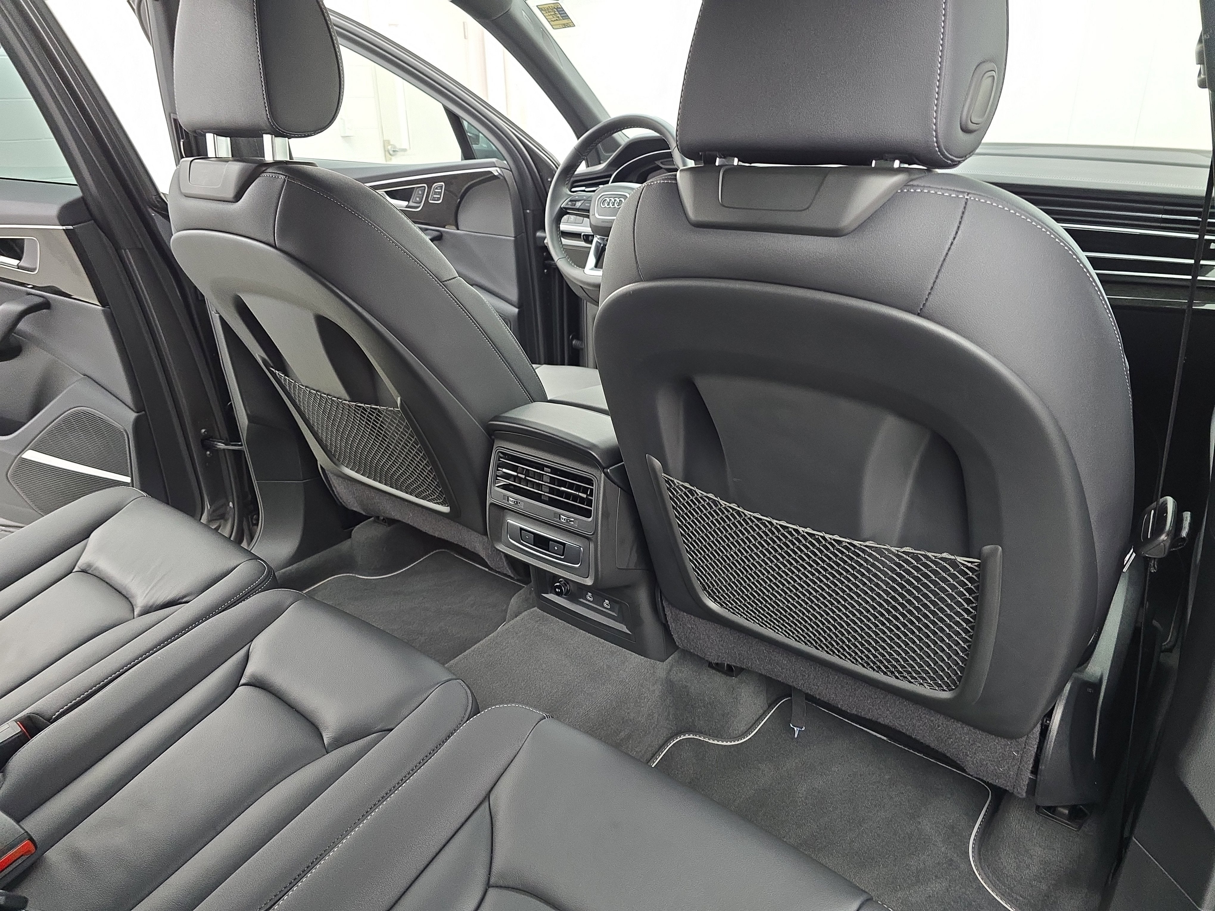 2025 Audi Q7 Premium