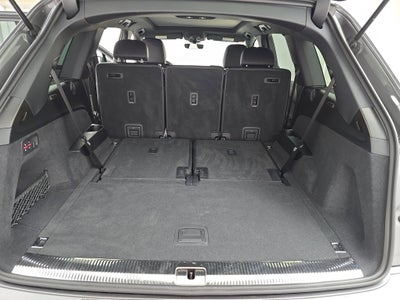 2025 Audi Q7 Premium