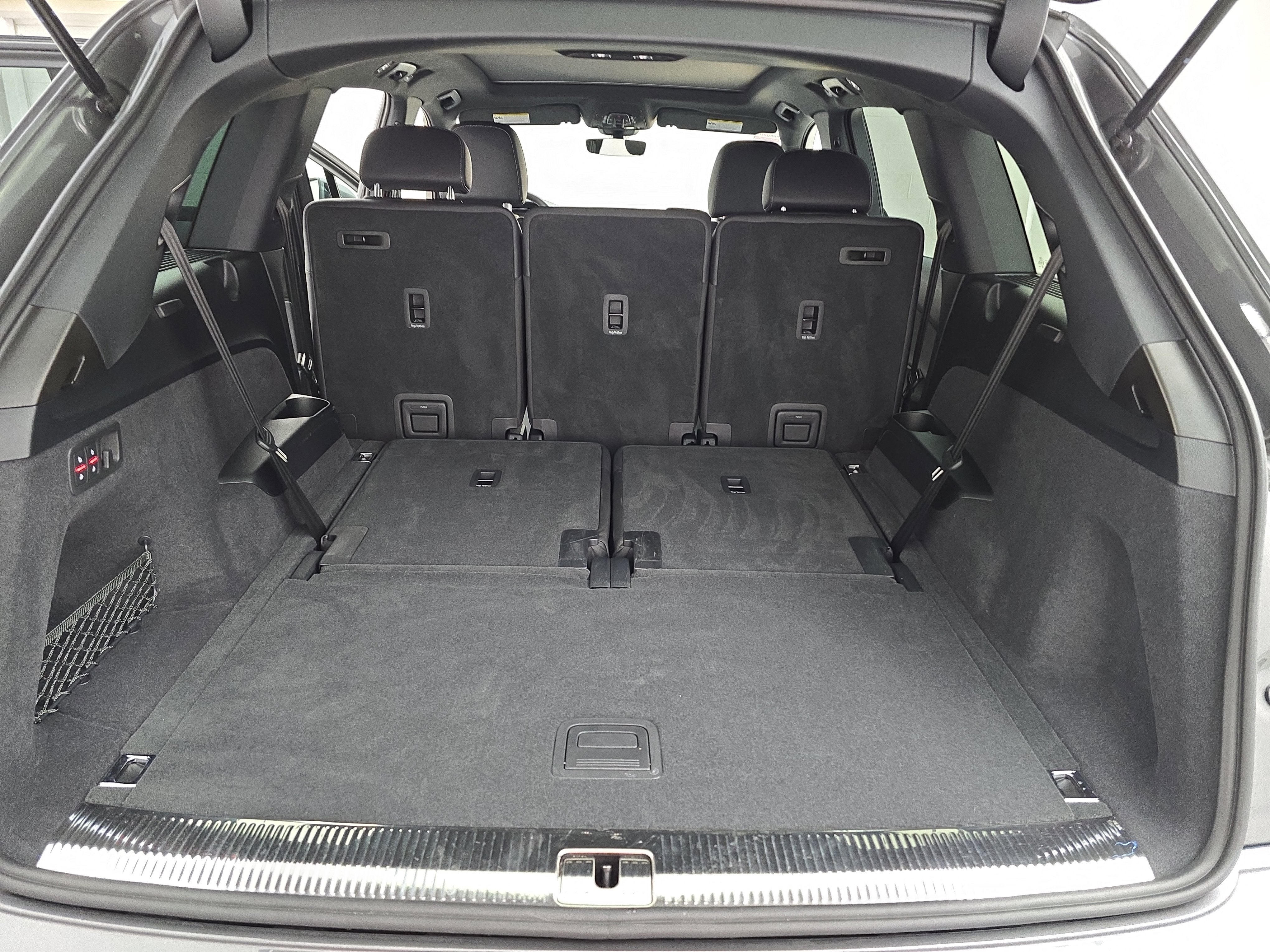 2025 Audi Q7 Premium