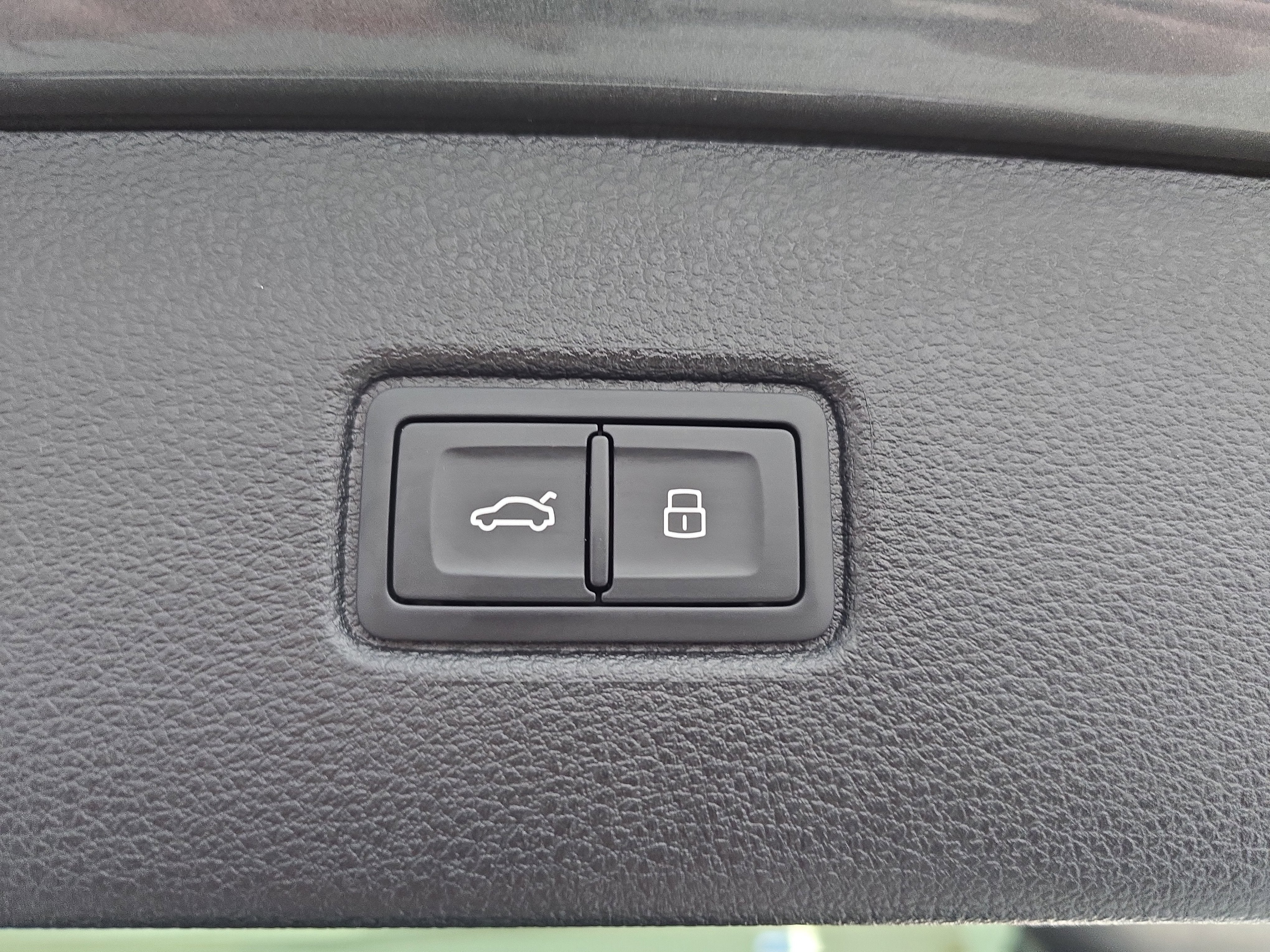 2025 Audi Q7 Premium