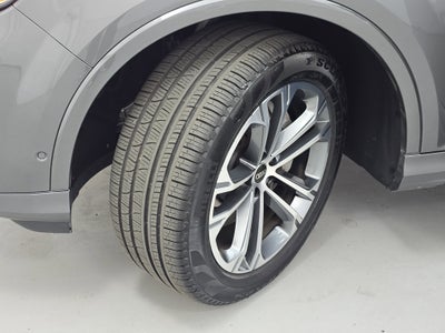 2025 Audi Q7 Premium