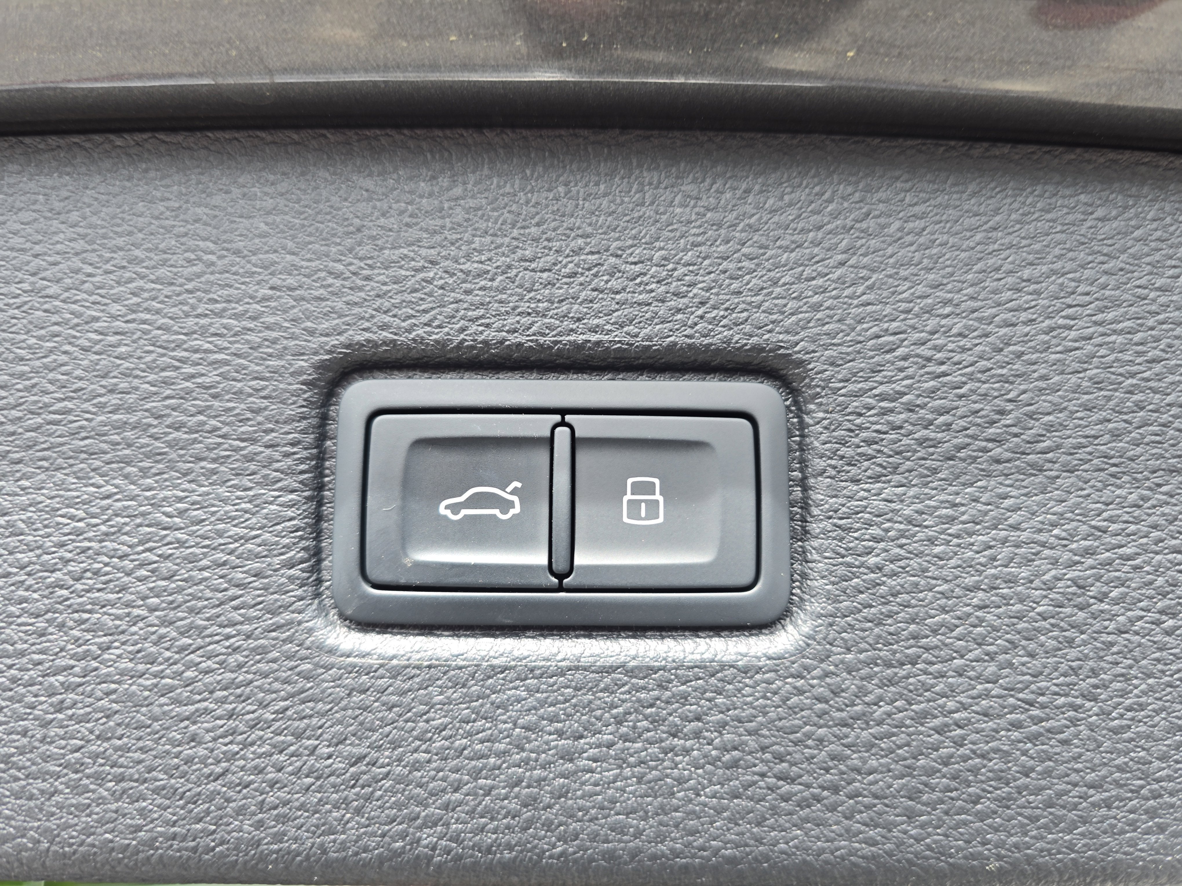 2025 Audi Q7 Premium