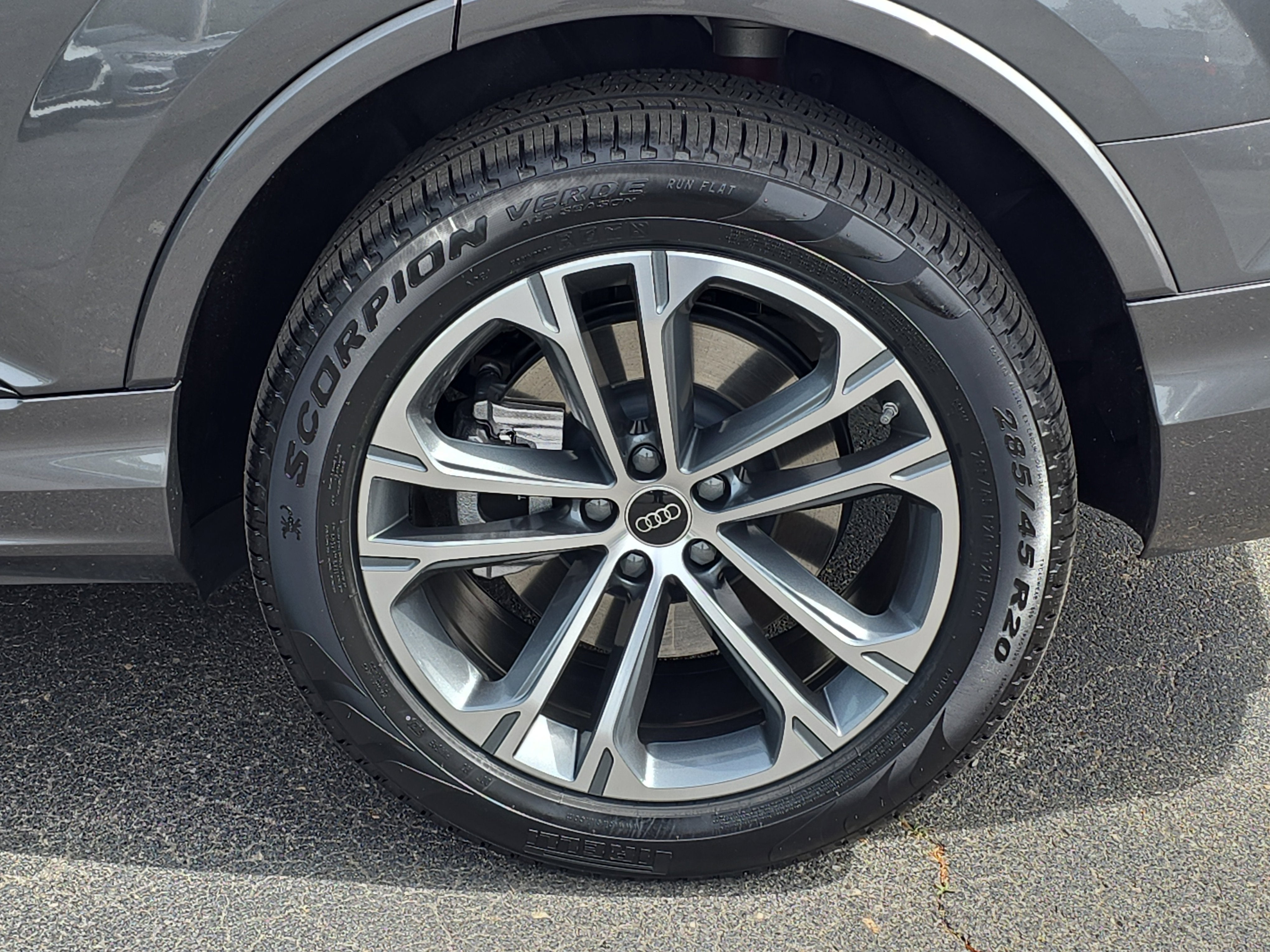 2025 Audi Q7 Premium