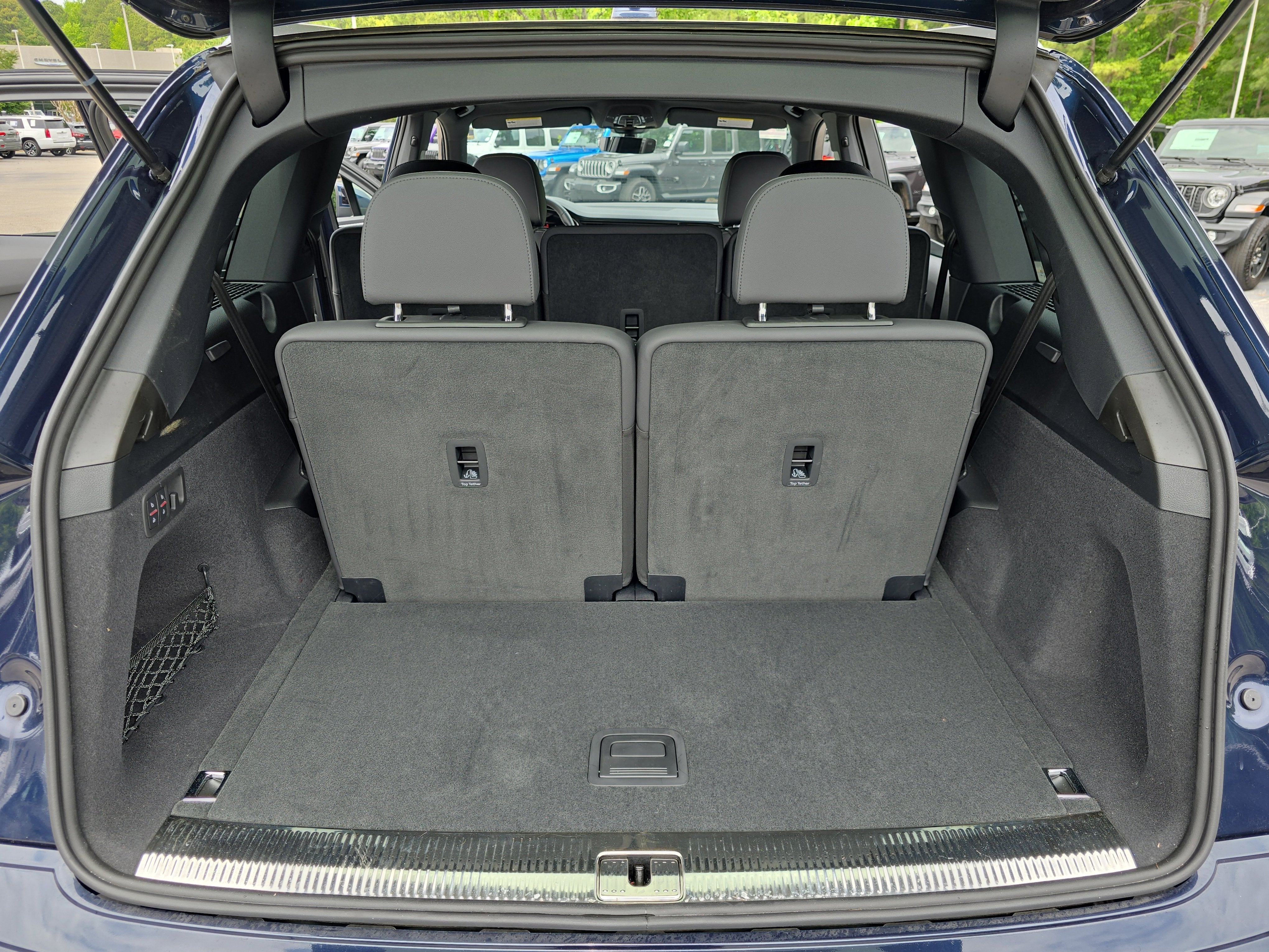 2025 Audi Q7 Premium