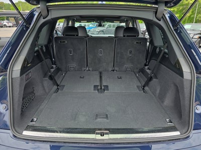 2025 Audi Q7 Premium