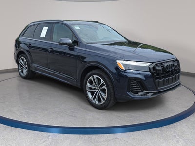 2025 Audi Q7 Premium