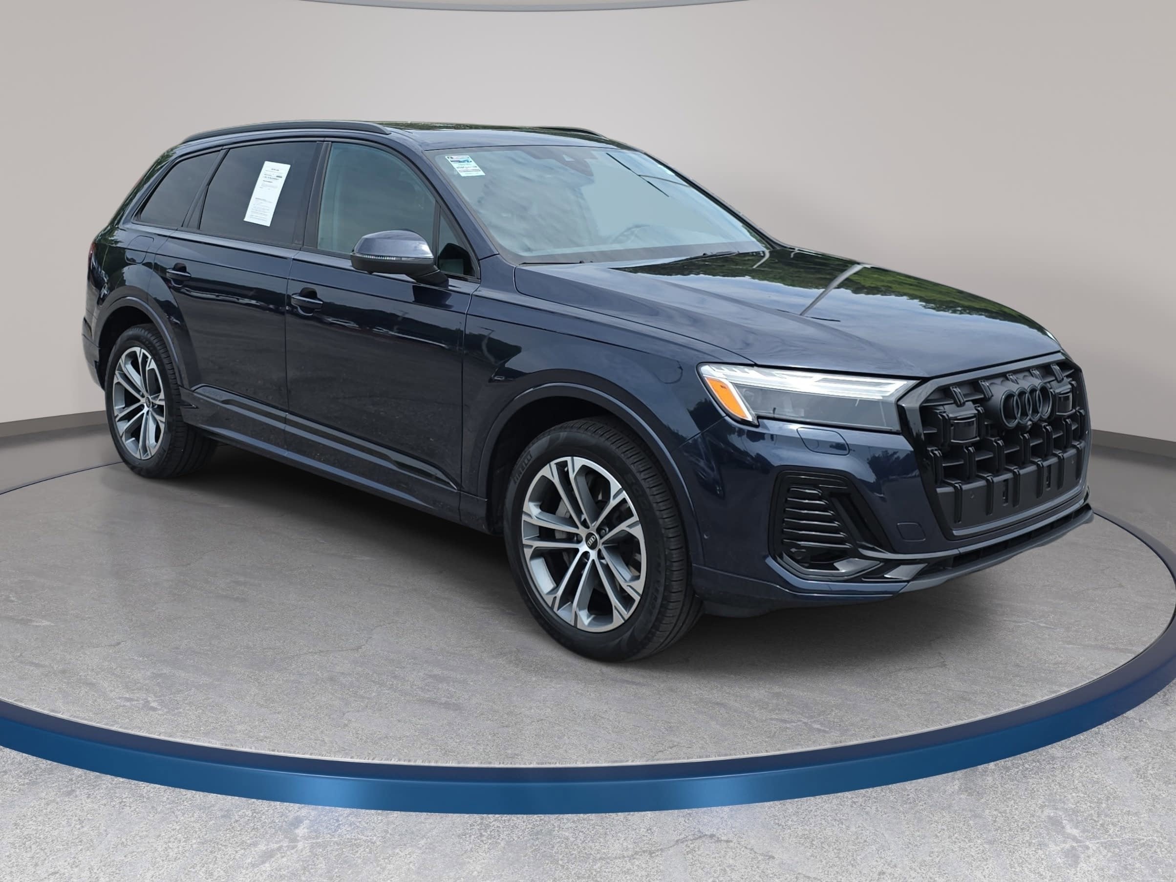 2025 Audi Q7 Premium