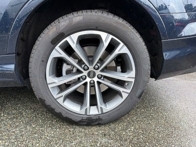 2025 Audi Q7 Premium