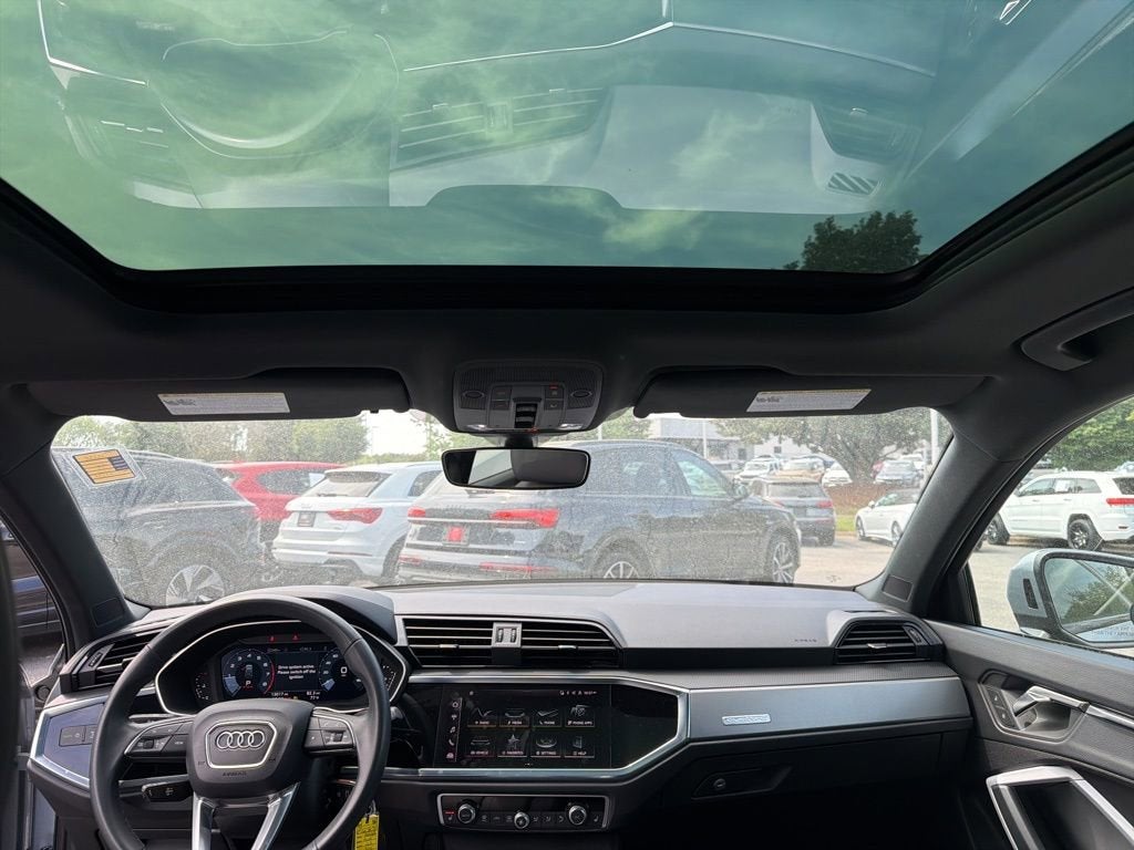 2023 Audi Q3 Premium