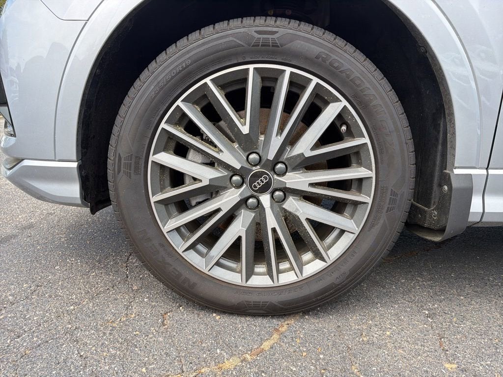 2023 Audi Q3 Premium