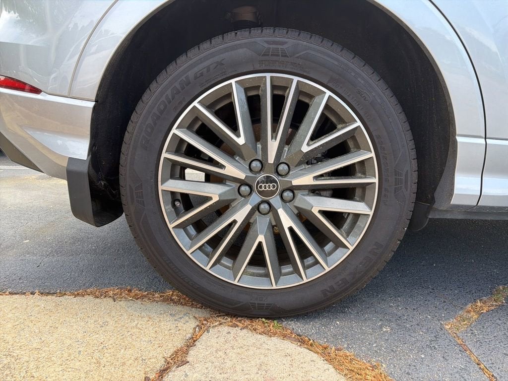 2023 Audi Q3 Premium