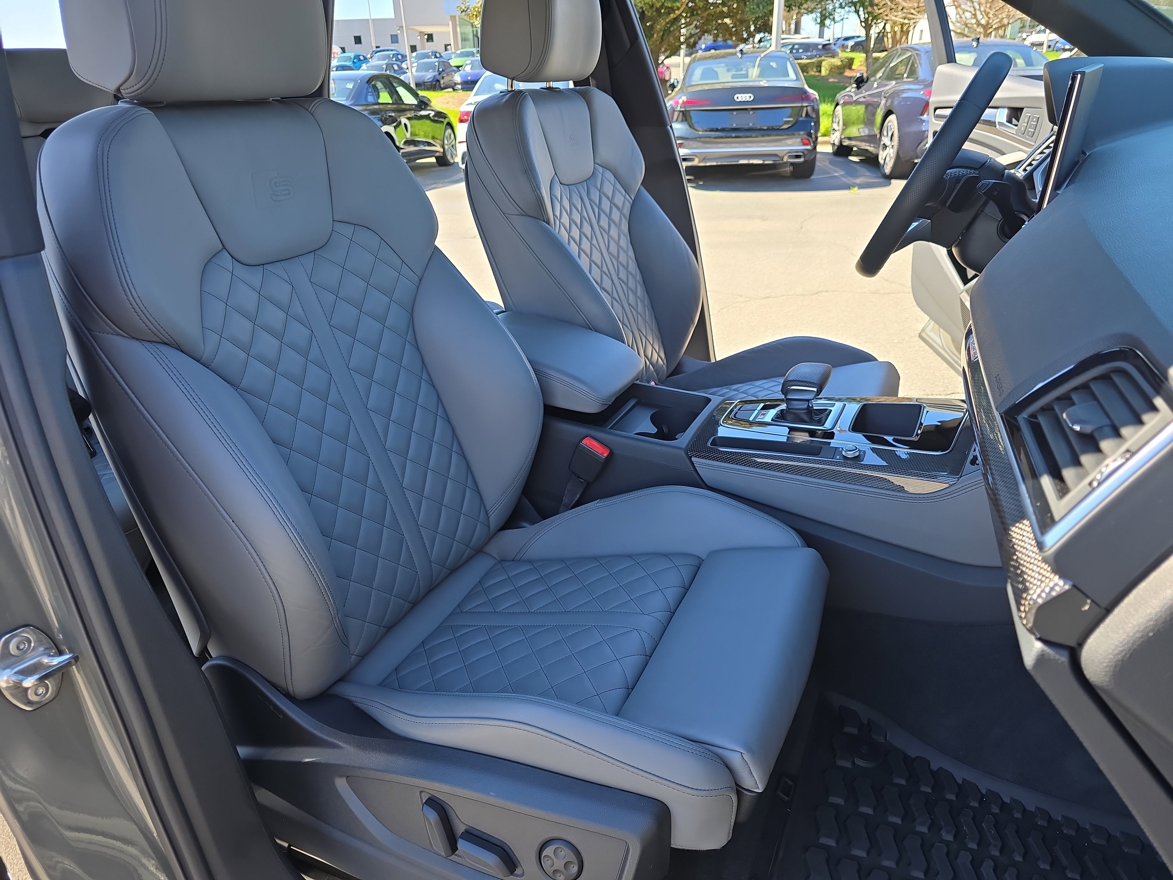 2023 Audi SQ5 Premium Plus