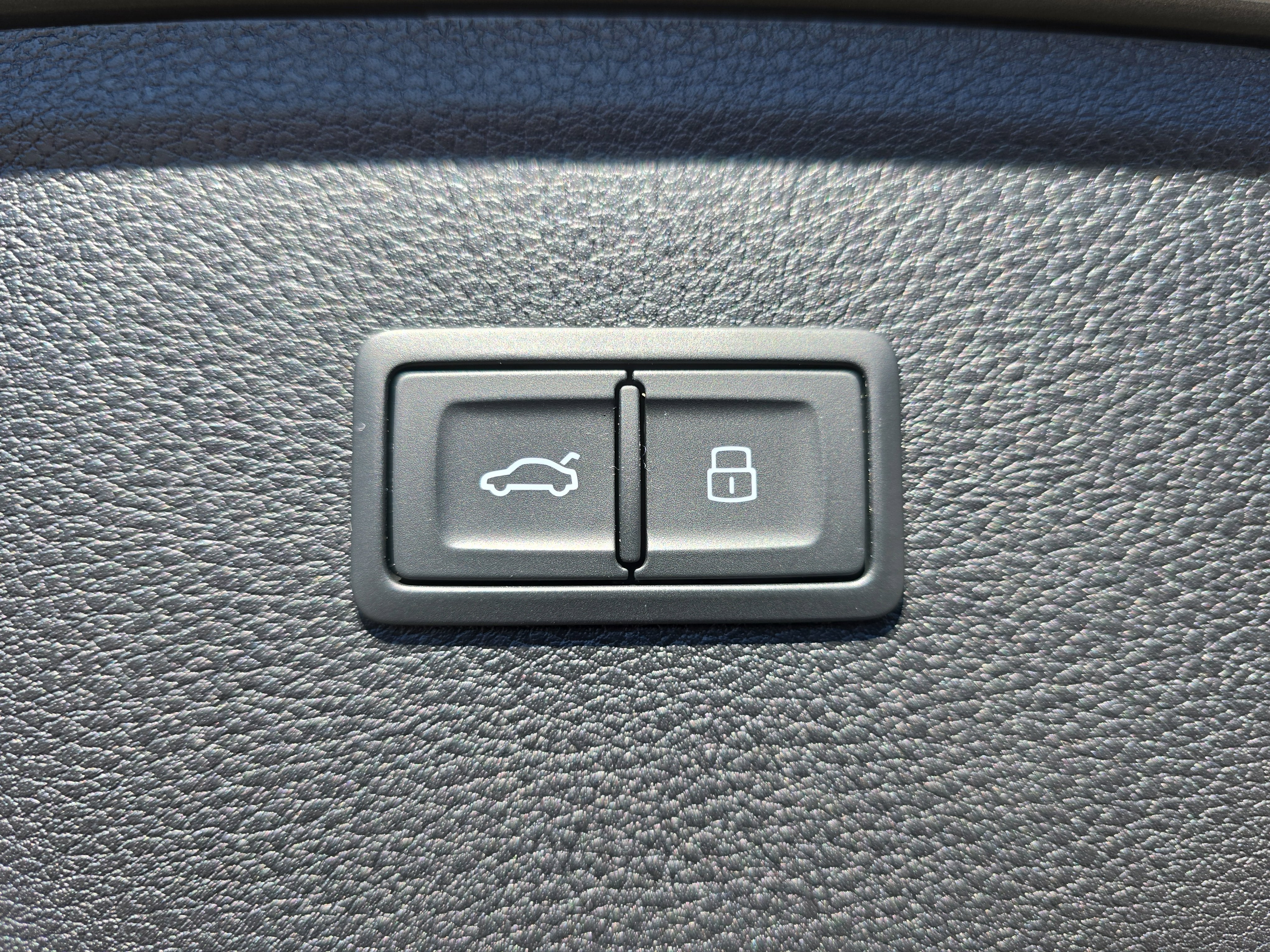 2023 Audi SQ5 Premium Plus