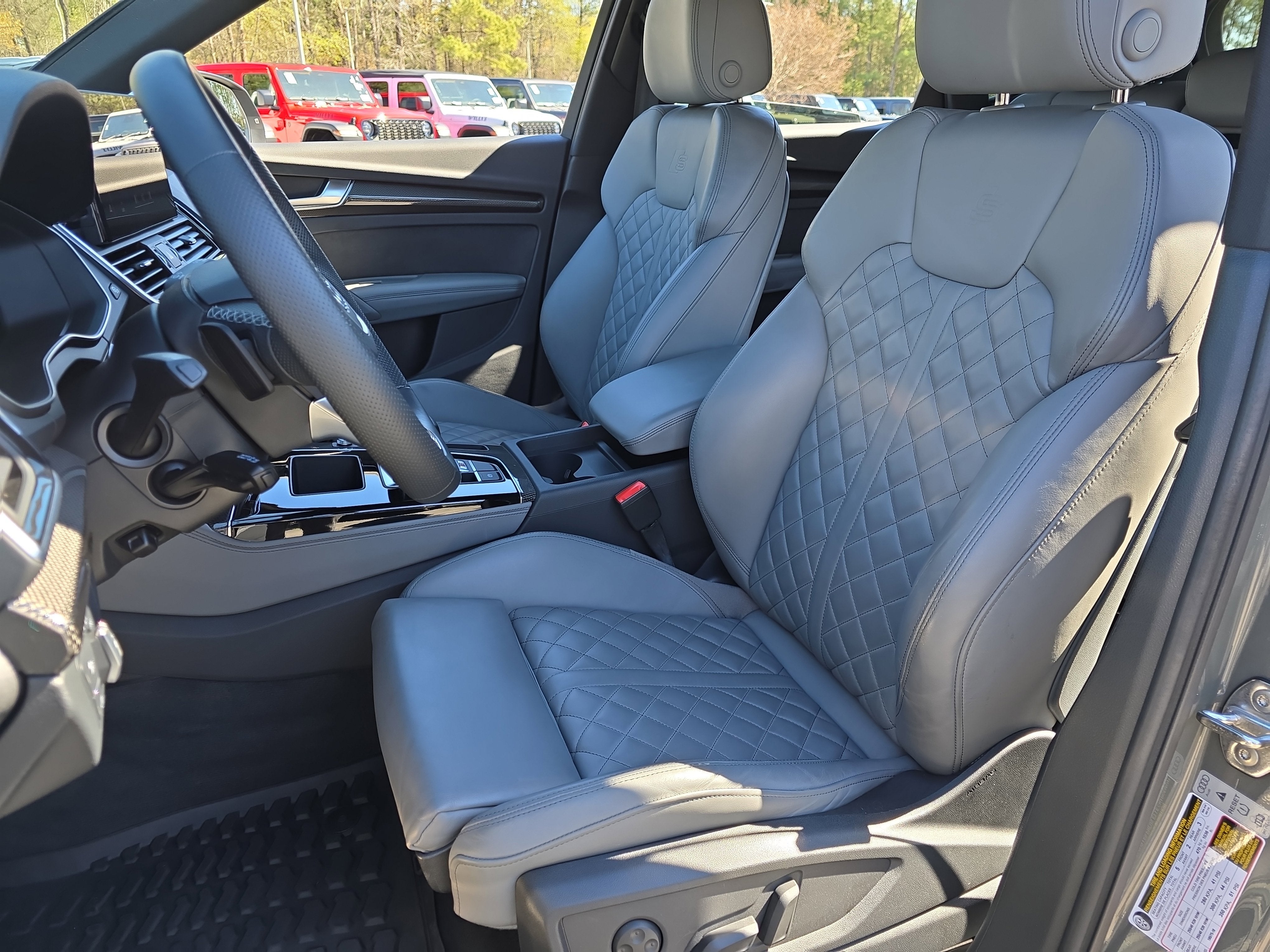 2023 Audi SQ5 Premium Plus