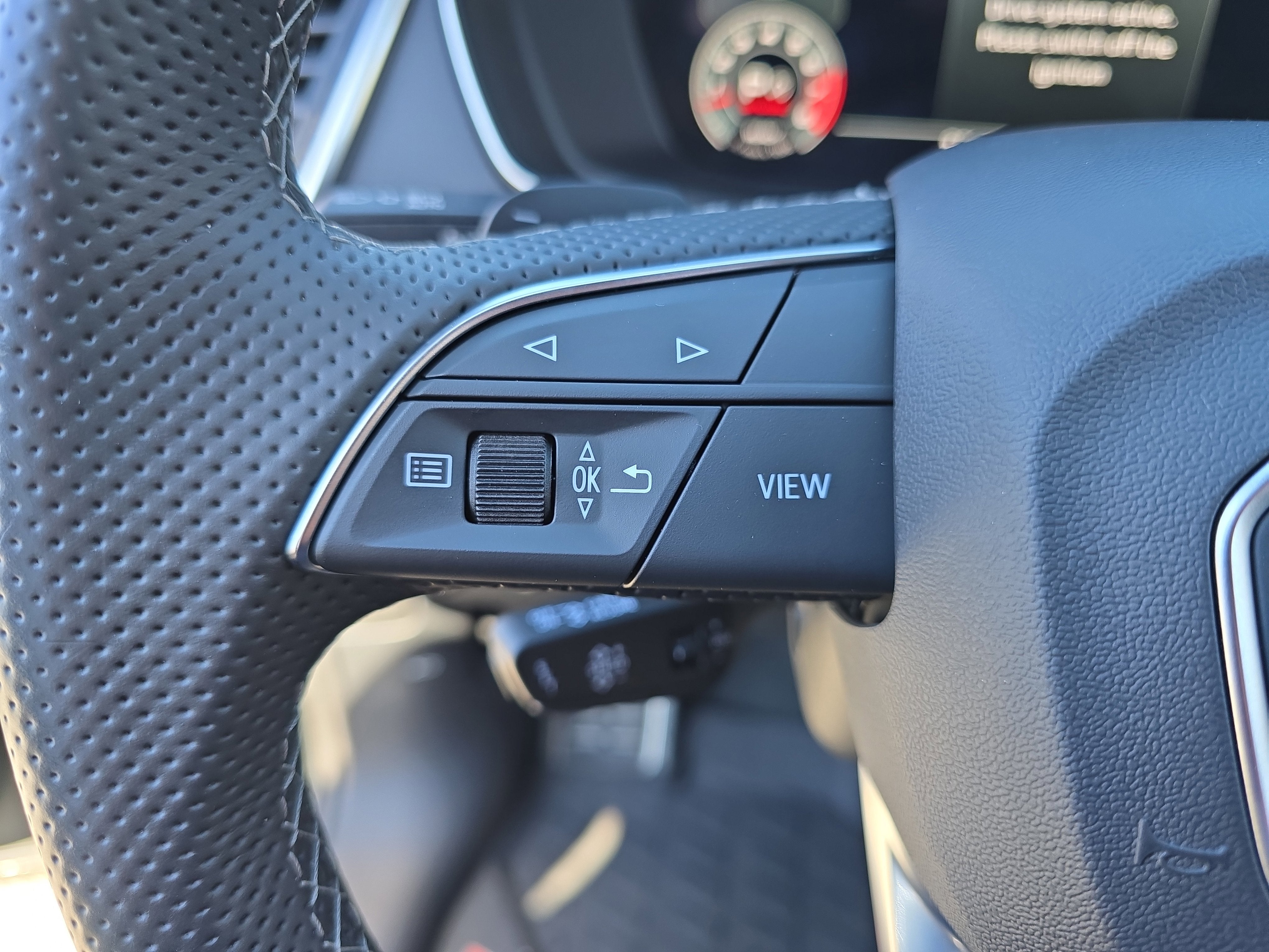 2023 Audi SQ5 Premium Plus