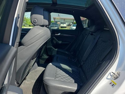 2023 Audi SQ5 Premium Plus