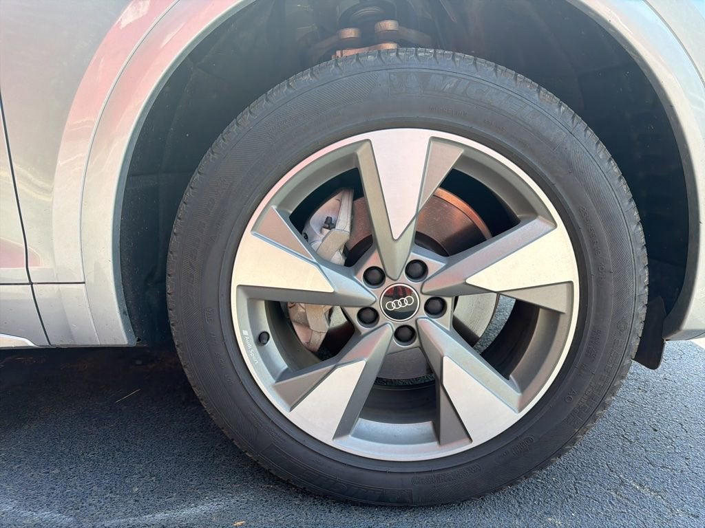 2023 Audi Q5 Premium Plus