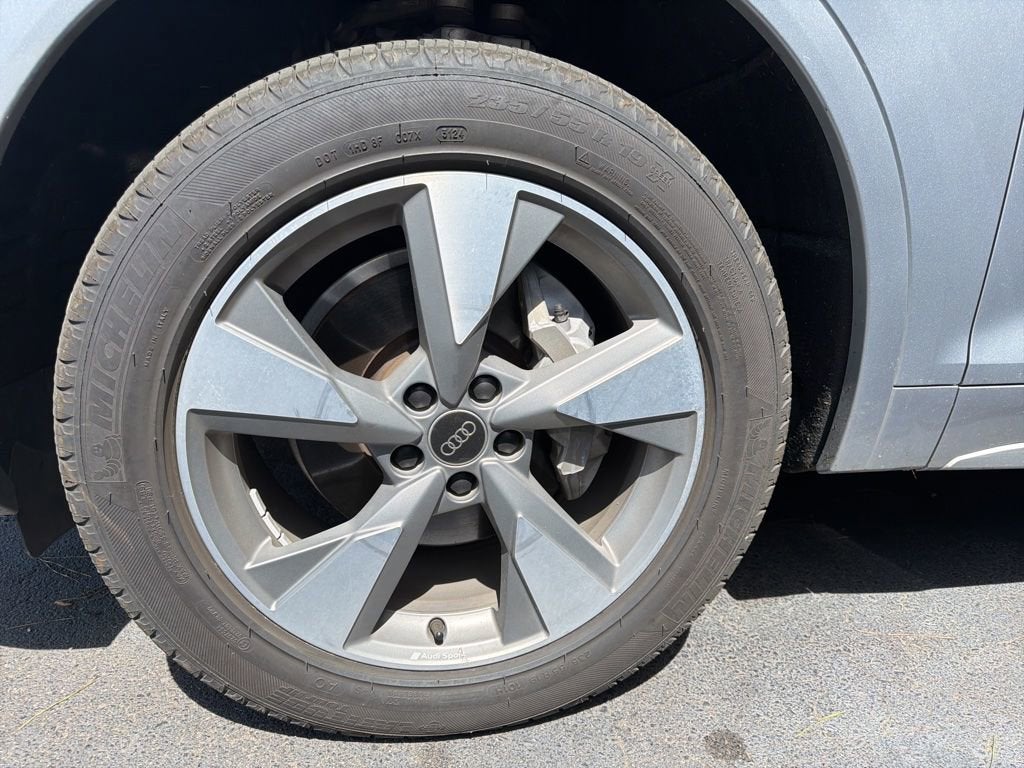 2023 Audi Q5 Premium Plus