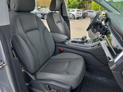 2019 Audi Q8 Premium Plus