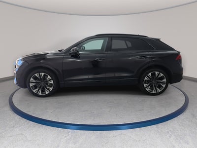 2025 Audi Q8 Prestige