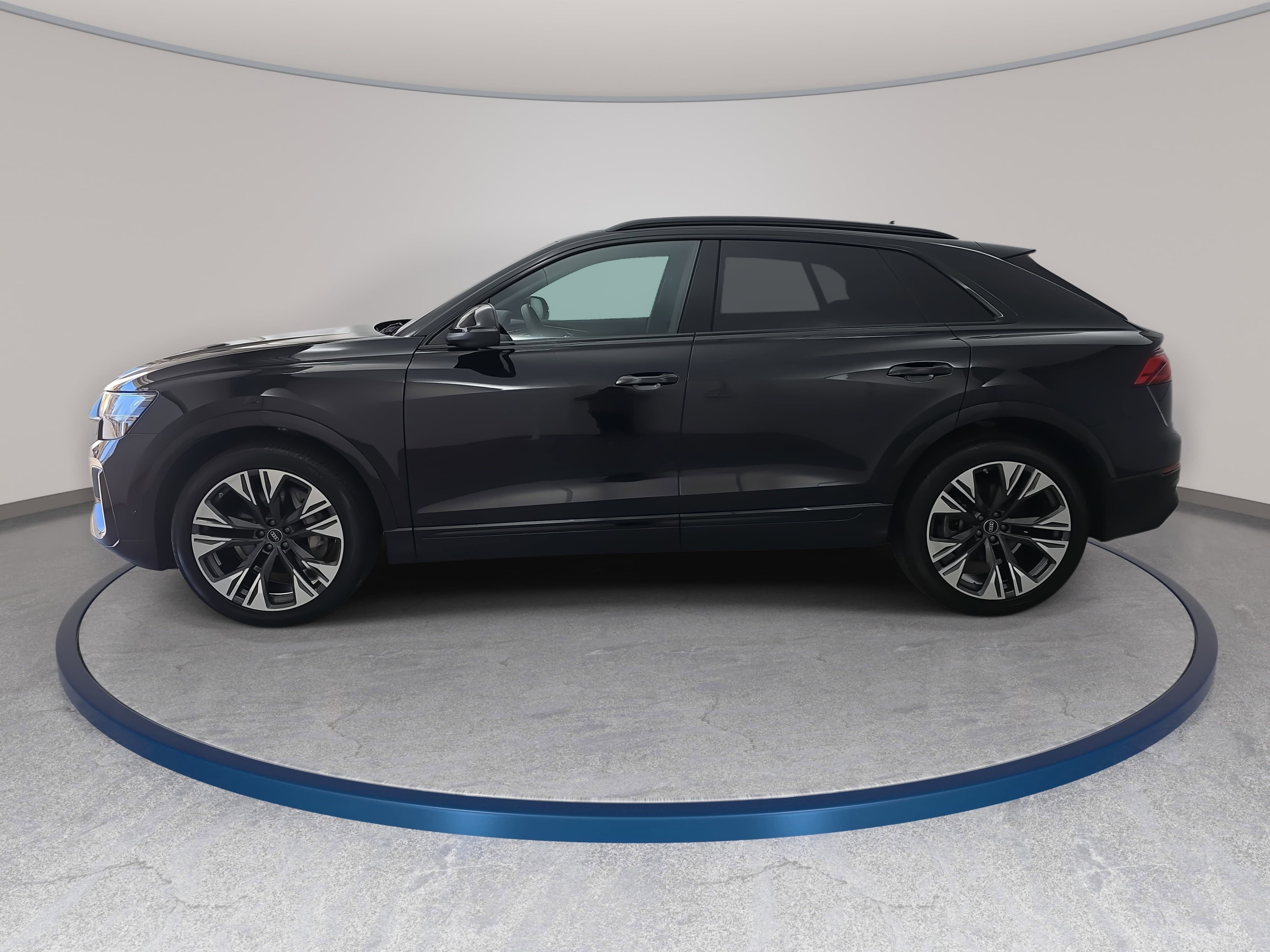 2025 Audi Q8 Prestige