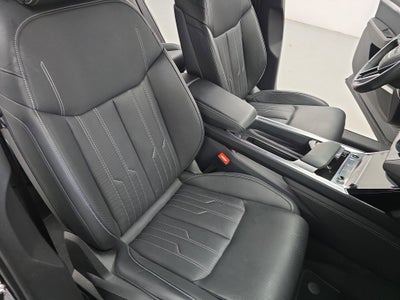 2024 Audi Q8 e-tron Sportback S line Prestige