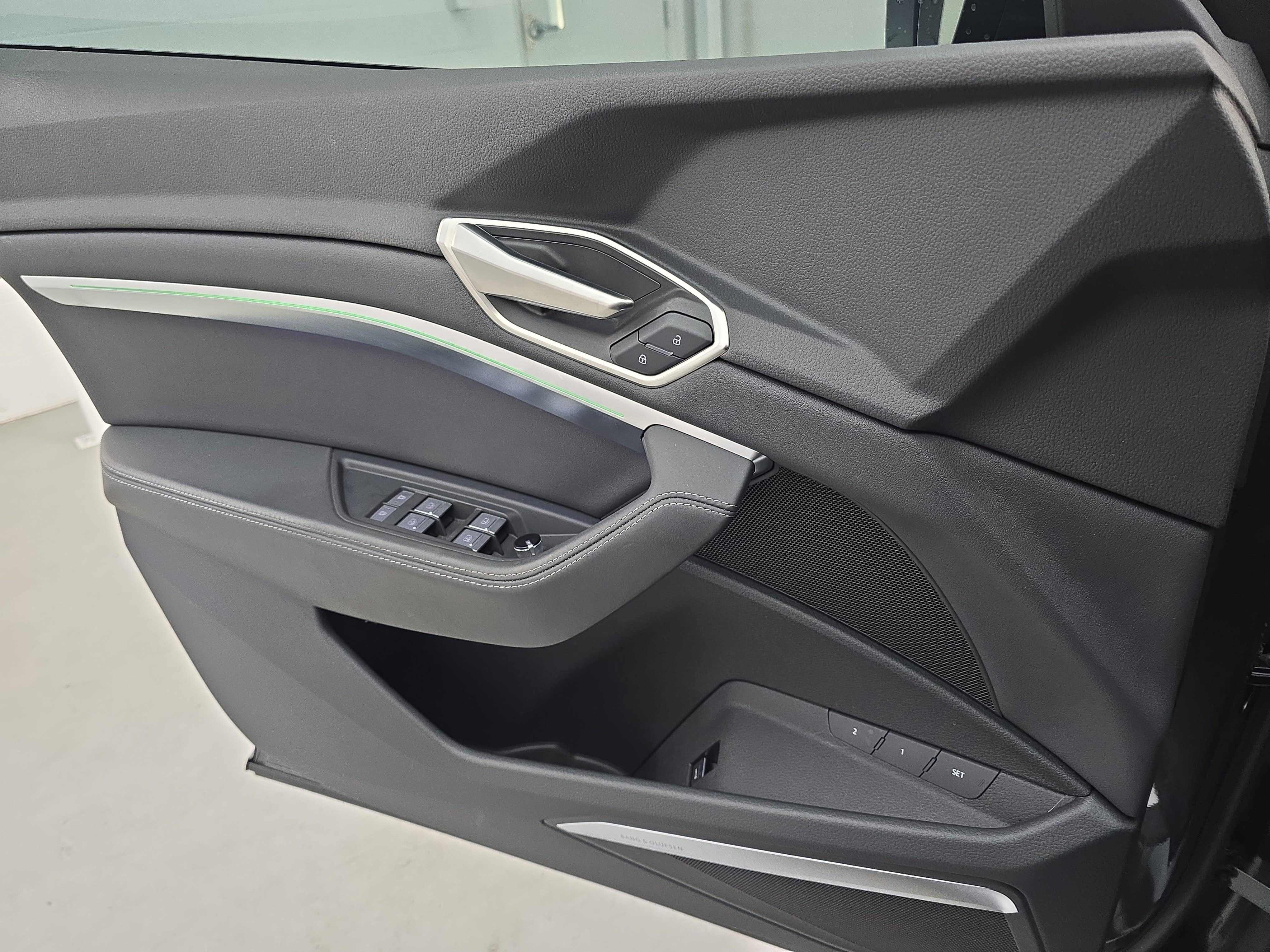 2024 Audi Q8 e-tron Sportback S line Prestige