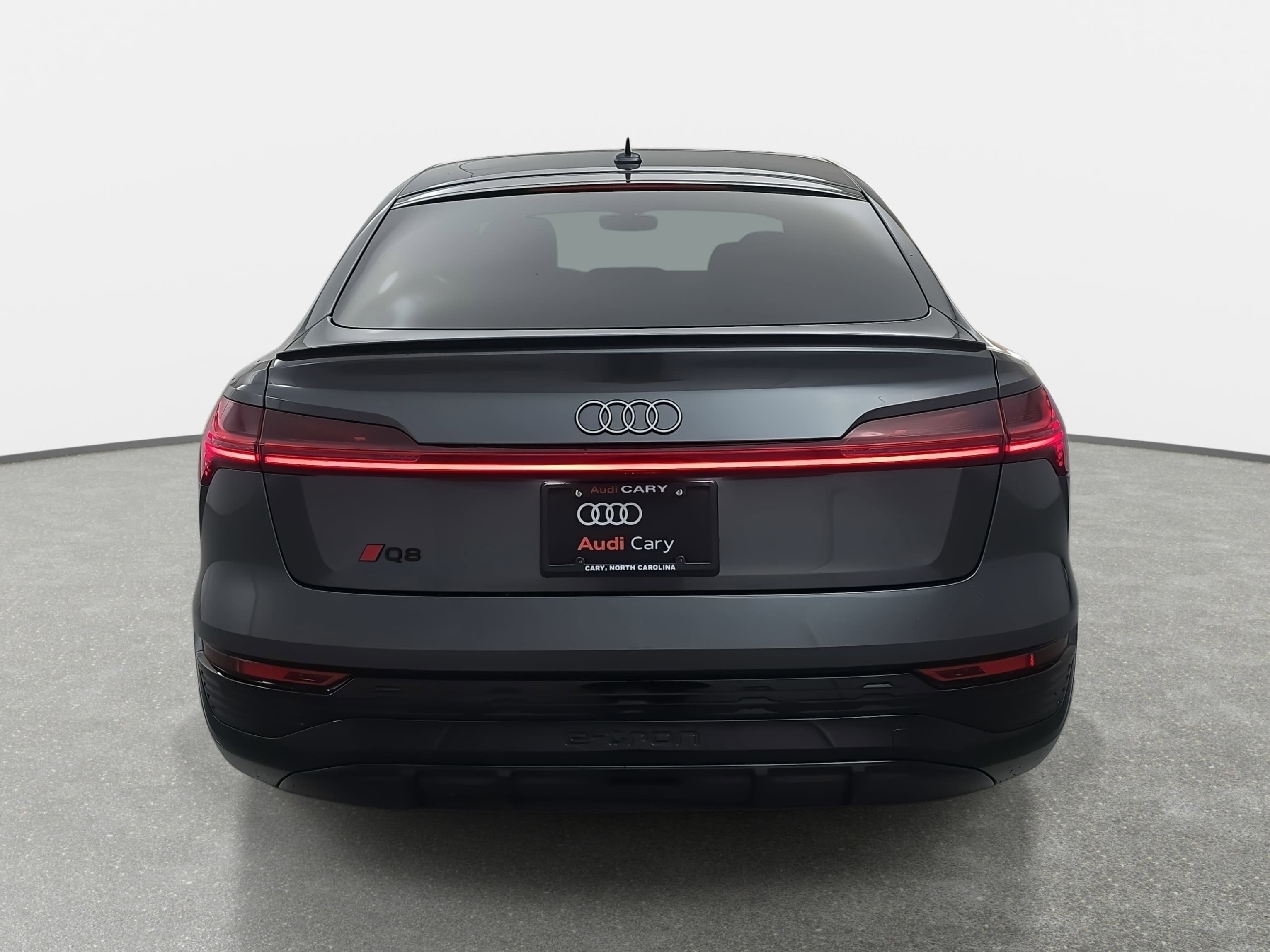2024 Audi Q8 e-tron Sportback S line Prestige