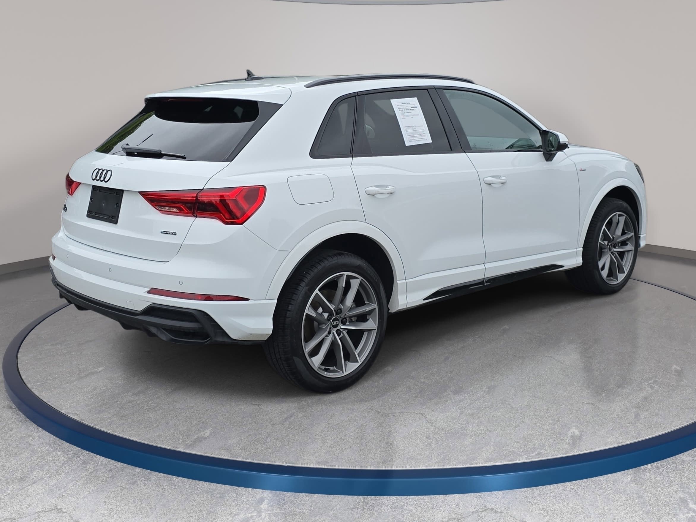 2025 Audi Q3 S line Premium