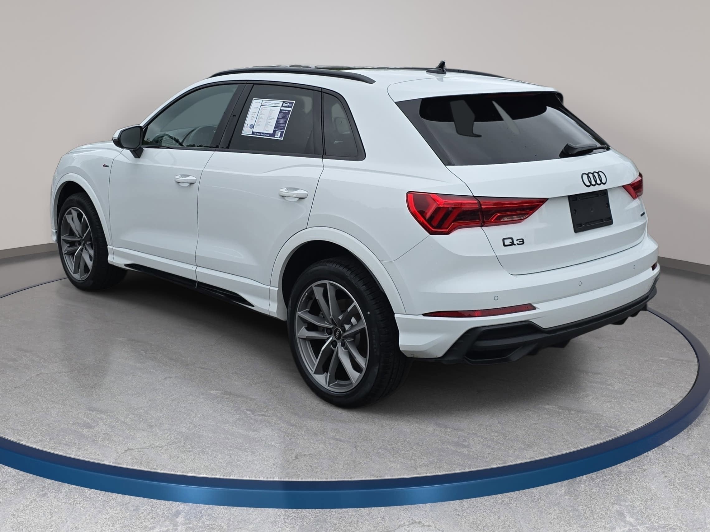 2025 Audi Q3 S line Premium