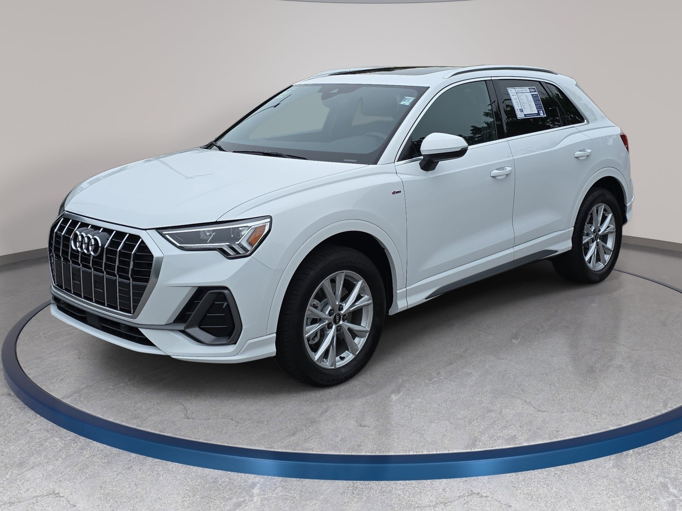 2025 Audi Q3 S line Premium