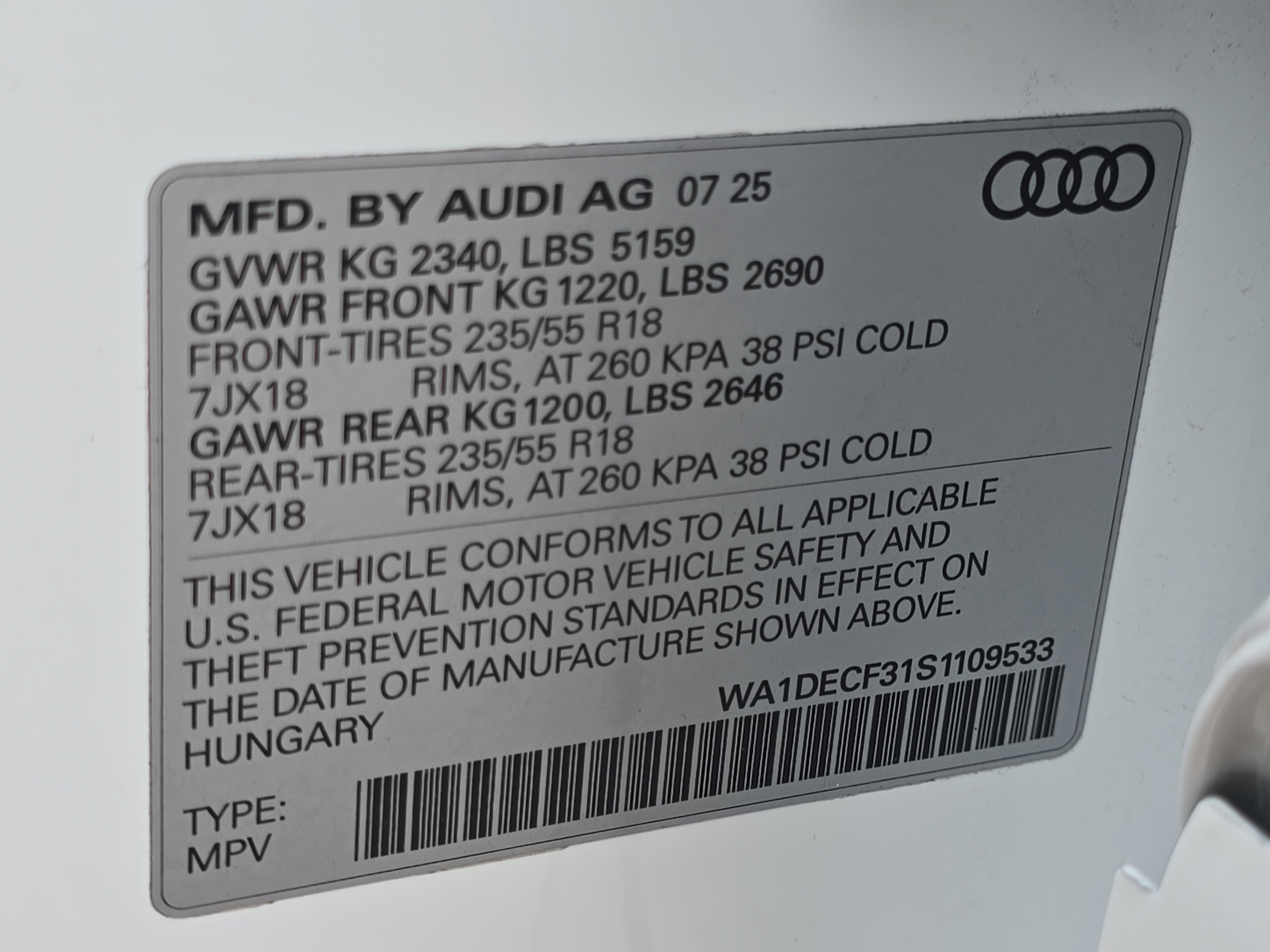 2025 Audi Q3 S line Premium