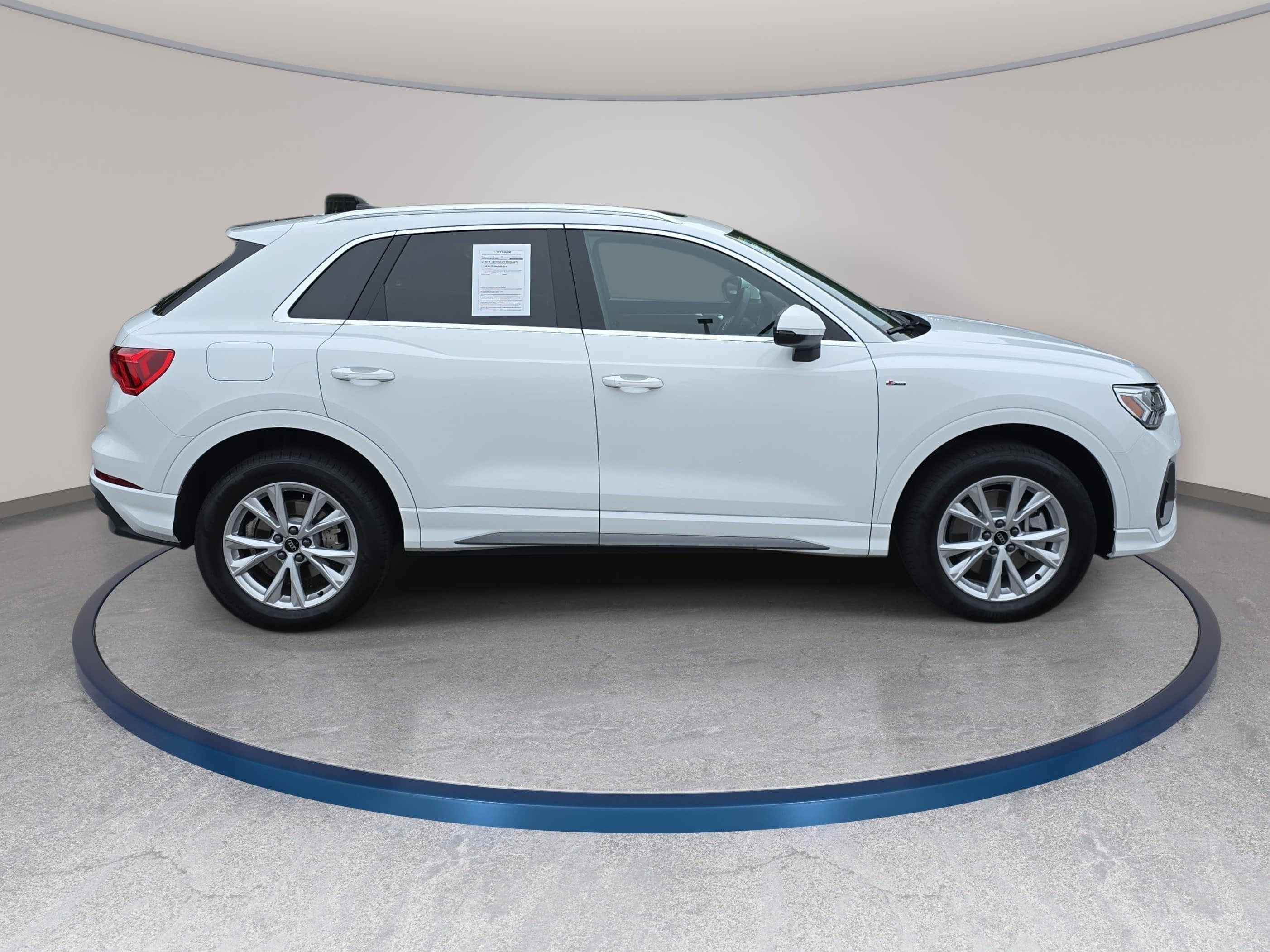 2025 Audi Q3 S line Premium