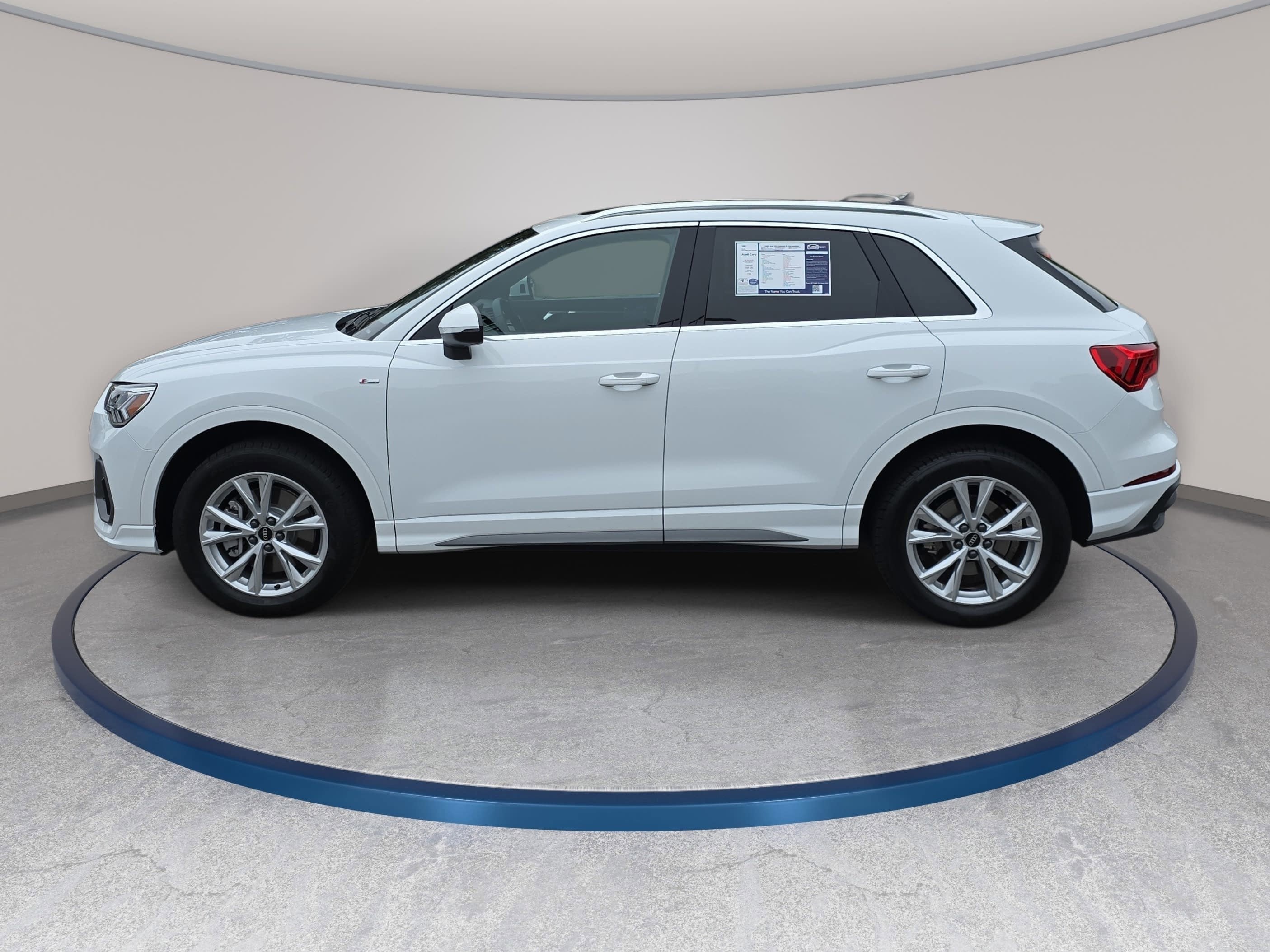 2025 Audi Q3 S line Premium