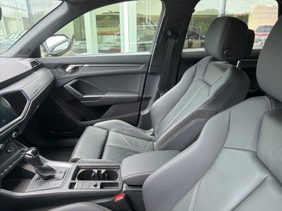 2021 Audi Q3 S line Premium