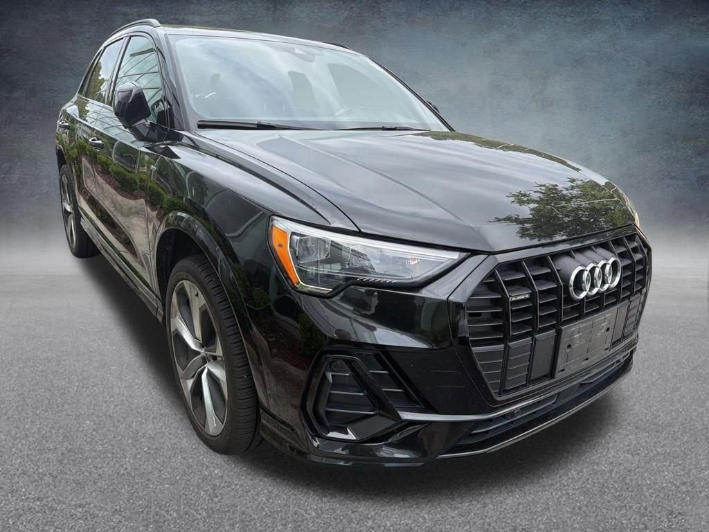 2021 Audi Q3 S line Premium
