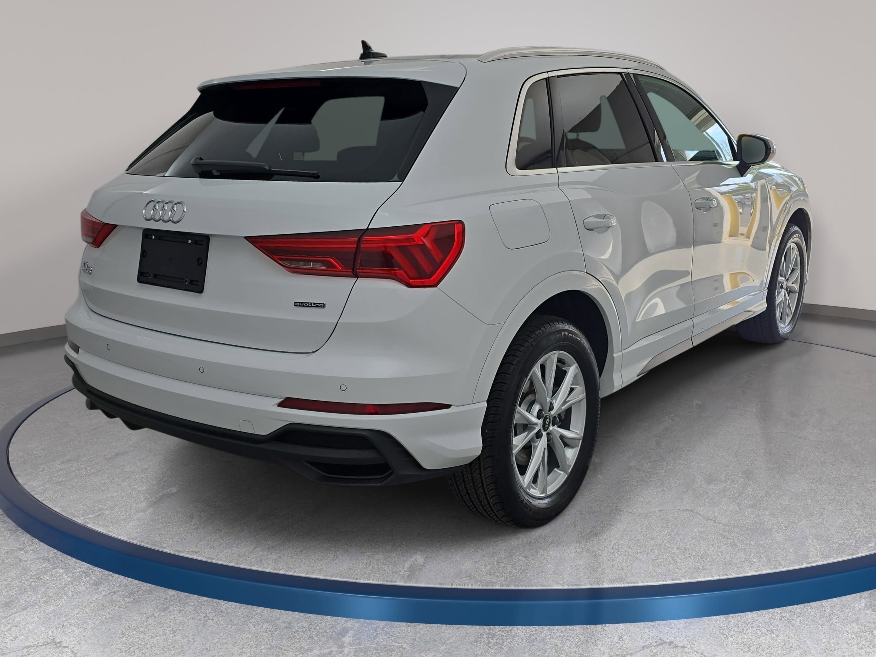2025 Audi Q3 S line Premium