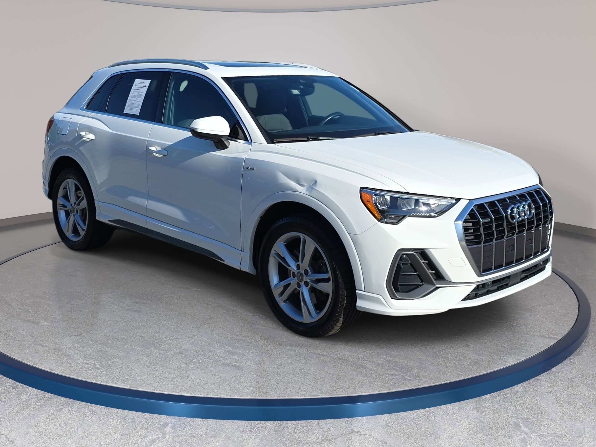 2020 Audi Q3 S line Premium