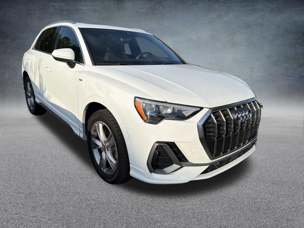 2020 Audi Q3 S line Premium
