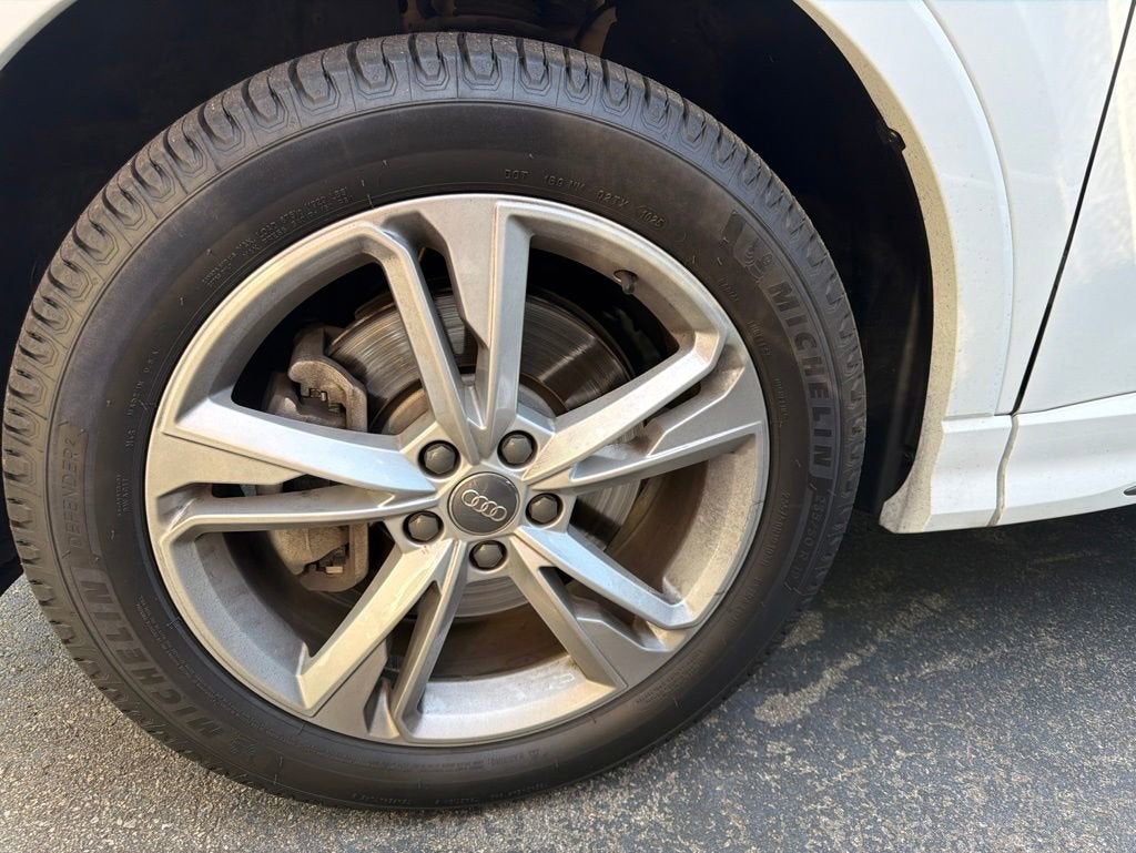 2020 Audi Q3 S line Premium