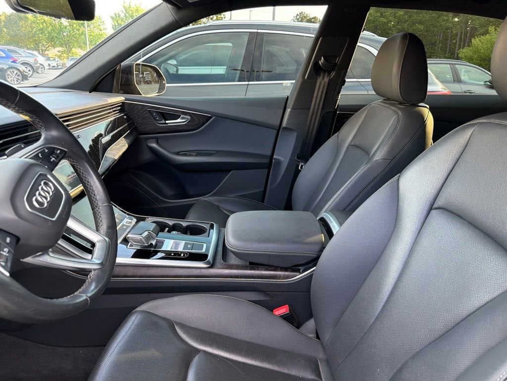 2021 Audi Q8 55 Premium Plus