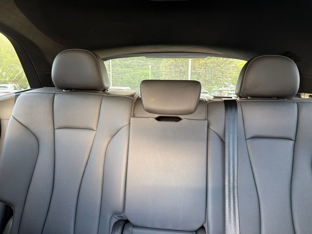 2021 Audi Q8 55 Premium Plus