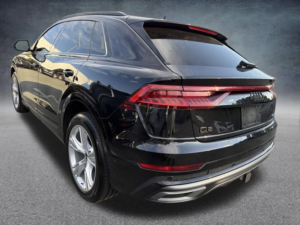 2021 Audi Q8 55 Premium Plus