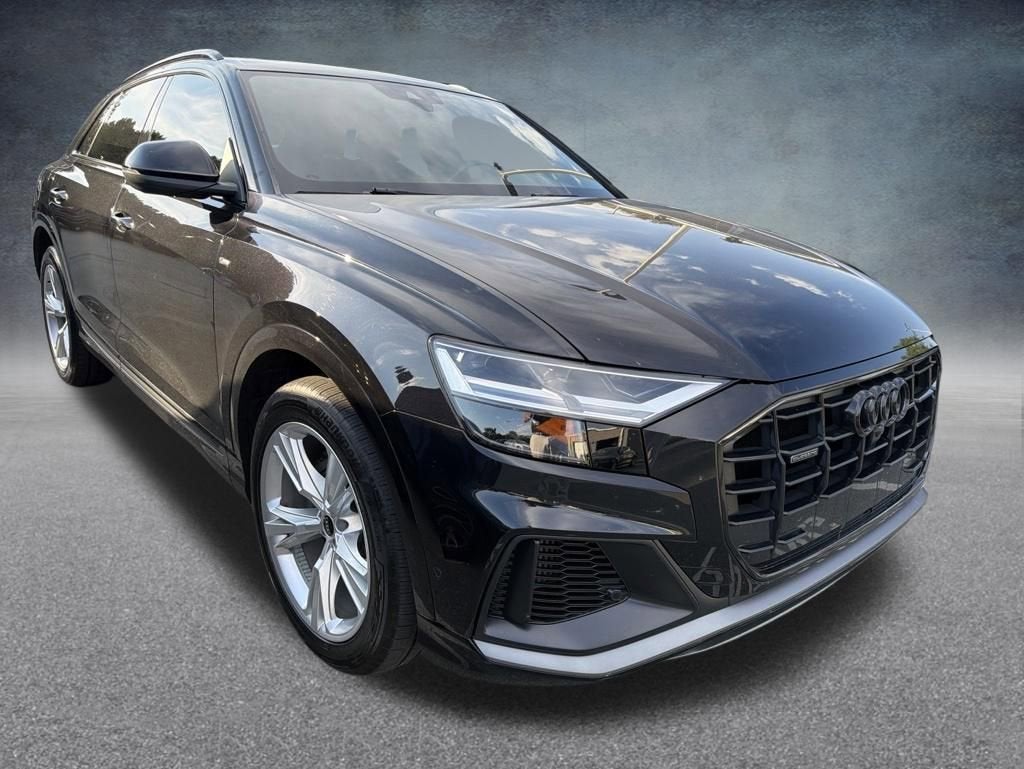 2021 Audi Q8 55 Premium Plus